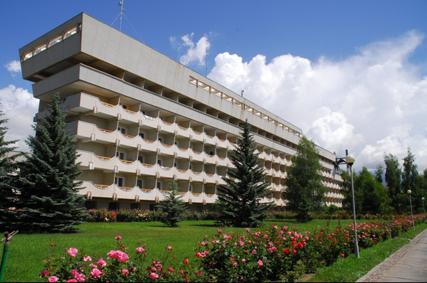 Главное фото