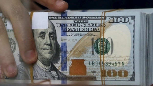 &laquo;Утренний курс валют&raquo;: Доллар продается по 68,40 сома (график) &mdash; Tazabek