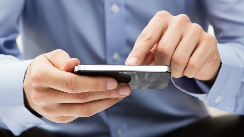 За 11 месяцев доходы от услуг связи составили 20,8 млрд сомов, сократившись на 22,8% &mdash; Tazabek