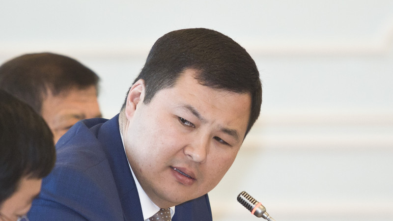 Депутат обратился к К.Боронову провести служебное расследование на предмет аффилированости глав Департаментов Минсельхоза с компаниями по поставке минудобрений и сельхозрастений — Tazabek