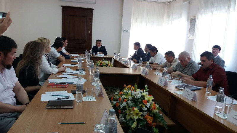 За нарушение законов при проверке предпринимателей к ответственности привлечено 202 должностных лица, - Генпрокуратура &mdash; Tazabek