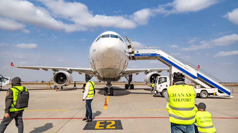 Как прошло споттинг-мероприятие в аэропорту &laquo;Манас&raquo;, посвященное 85-летию Гражданской авиации? &mdash; Tazabek