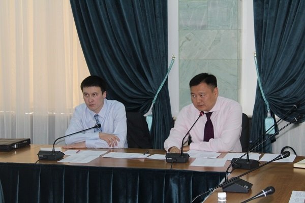 Глава Госкомитета Д.Зилалиев руководству распредкомпаний: За срыв отопительного сезона будете отвечать головой &mdash; Tazabek