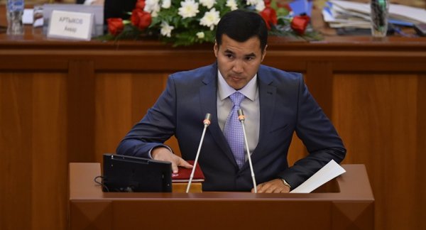 Депутат У.Жылкыбаев руководителям энергосектора: Обычно зима внезапно наступала, такого не будет? — Tazabek