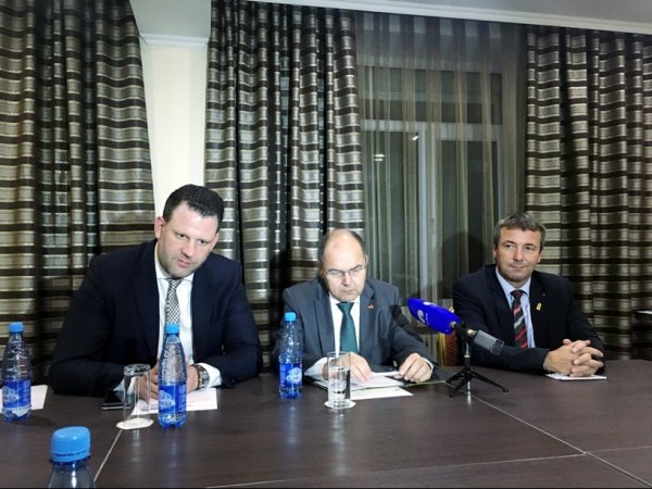 КР примет участие на выставке &laquo;Зеленая неделя 2017&raquo; в Германии, - министр ФРГ К.Шмидт &mdash; Tazabek