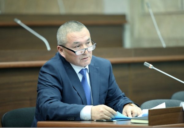 По иссык-кульской объездной дороге предлагалось построить подземные и наземные переходы, но это предложение не поддержали, - министр Ж.Калилов — Tazabek