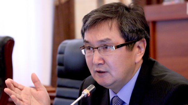 При экономическом росте России снизится давление на обменный курс в Кыргызстане, - экс-глава НБКР М.Султанов &mdash; Tazabek