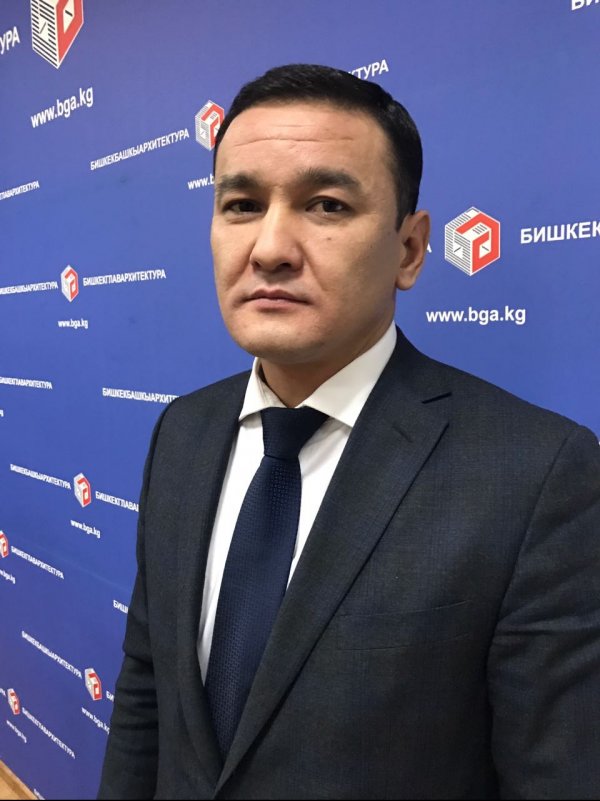 Вице-мэр Бишкека представил А.Тулебердиева коллективу Бишкекглавархитектуры &mdash; Tazabek