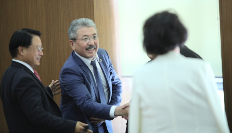 ЮНИДО будет помогать Кыргызстану в разработке стратегии по промышленному развитию &mdash; Tazabek