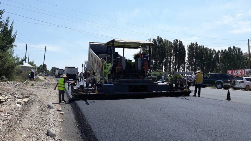 Фото &mdash; Минтранс завершает строительство автодороги от села Тамчы до аэропорта Иссык-Куль &mdash; Tazabek