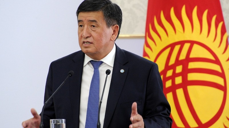 Фоторепортаж &mdash; Лучшие экспортеры Кыргызстана получили награды от премьер-министра С.Жээнбекова &mdash; Tazabek