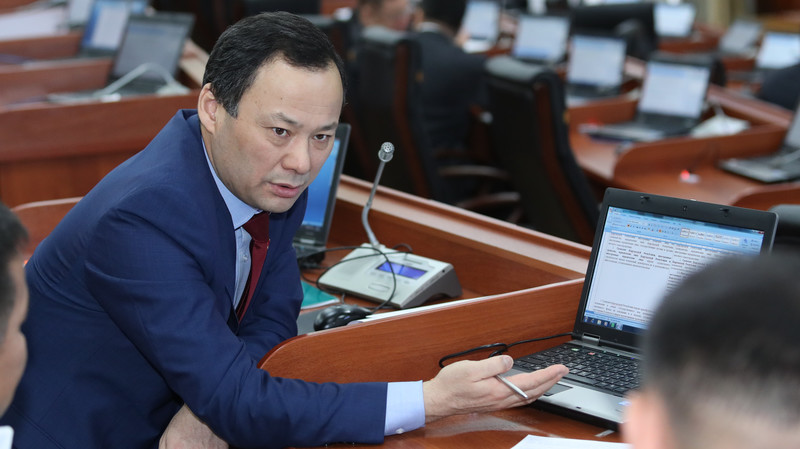Депутат — М.Абылгазиеву: Депутат А.Жамангулов не  прошел на пост главы Госкомпромэнерго. По каким критериям отбираете кадры? — Tazabek