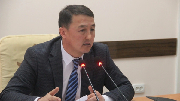 Малый и средний бизнес обеспечивает 33,9% ВВП страны, что составляет 72,3 млрд сомов, - вице-премьер З.Аскаров &mdash; Tazabek