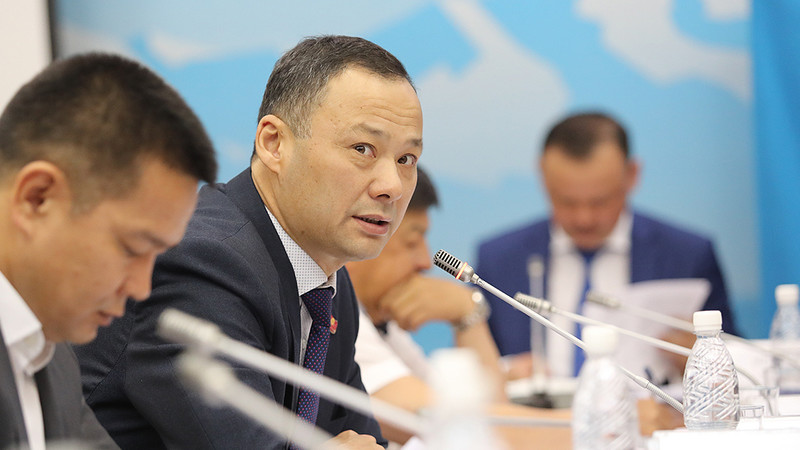 Депутат попросил Совет безопасности и ГКНБ &laquo;проверить как МИД&raquo; ГТС, ГНС и Минтранс &mdash; Tazabek