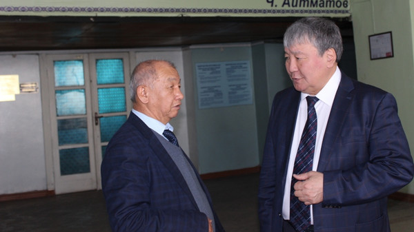 Ч.Айтматов атындагы Тил жана адабият институту Саха Республикасынын Мамлекеттик жыйынынын төрагасы А.Жирковду кабыл алды