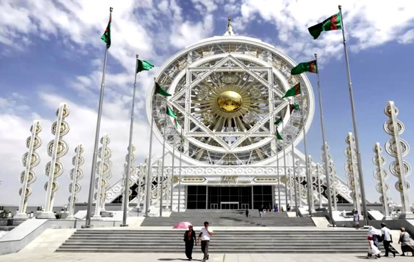 Главное фото