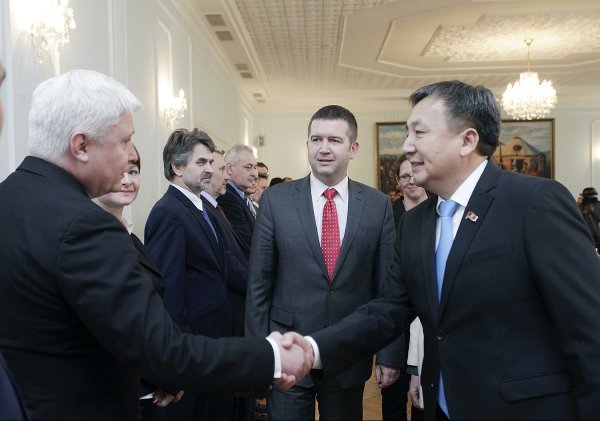 Главное фото