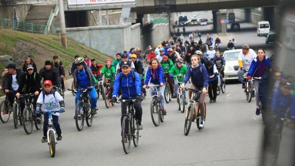 При поддержке MegaCom в Бишкеке состоялось открытие велосезона &mdash; Tazabek