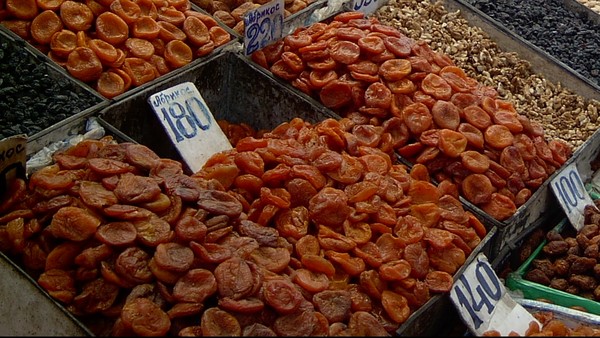 Россельхознадзор вернул в Казахстан около 20 тонн сухофруктов из Кыргызстана &mdash; Tazabek