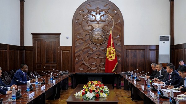 Правительство КР внедряет международные стандарты гражданской авиации &mdash; Tazabek