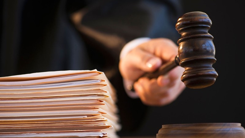 &laquo;Востокэлектро&raquo; через суд взыскало 13 млн сомов с ОсОО &laquo;БИИМЭК&raquo;,  которым владеет экс-член Совета по отбору судей &mdash; Tazabek