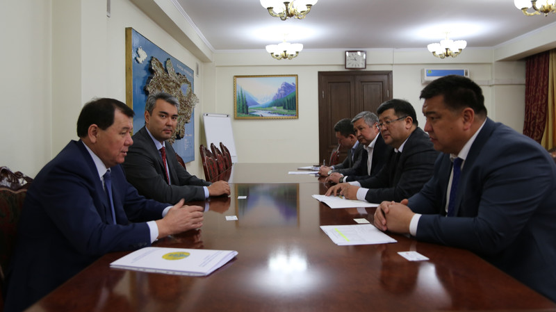 КР подняла вопрос о  возможности облегчения процедуры прохождения для скоропортящихся продуктов через таможенный контроль РК &mdash; Tazabek