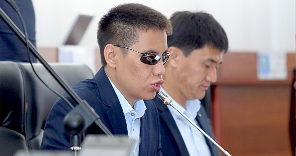 Депутат предложил проводить аттестацию аудиторов Счетной палаты: Они вроде госаудиторы, в то же время через партии приходят, порой без соответствующего знания — Tazabek