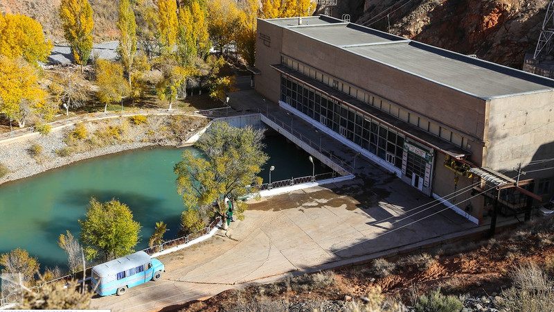 Правительство проинспектирует ход восстановительных работ на мосту Ак-Талчак в Ак-Талинском районе и ознакомится с деятельностью Ат-Башинской ГЭС &mdash; Tazabek