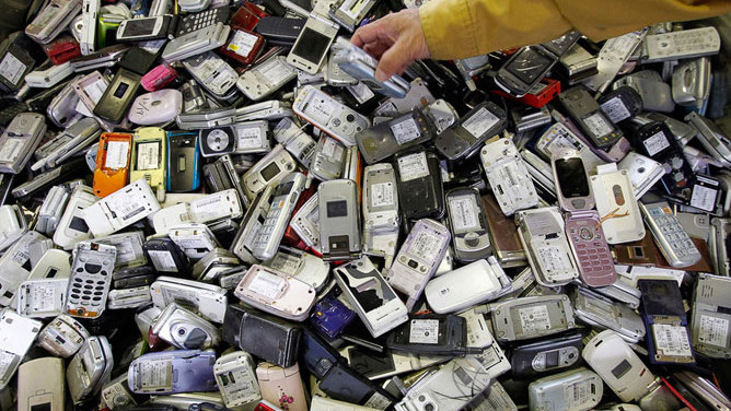 Цена ввоза мобильных телефонов: В прошлом году казна могла пополниться почти на $3 млн &mdash; Tazabek