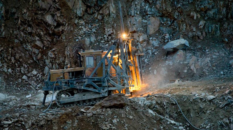 Какие компании-лицензиаты на месторождения прошли перерегистрацию в августе? (учредители, лицензии) &mdash; Tazabek