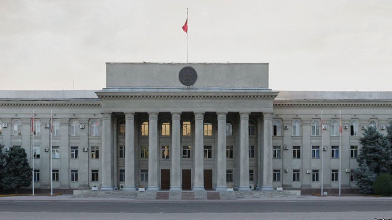  Бюджетные траты: Какую зарплату и допвыплаты получает премьер-министр и другие члены правительства &mdash; Tazabek