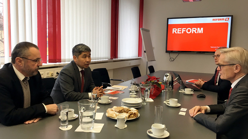 МИД: Австрийская компания готова участвовать в гидроэнергетических проектах Кыргызстана &mdash; Tazabek