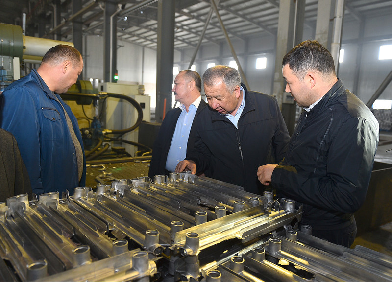Первый вице-премьер поручил оказать содействие в запуске предприятия по выпуску биметаллических радиаторов &mdash; Tazabek