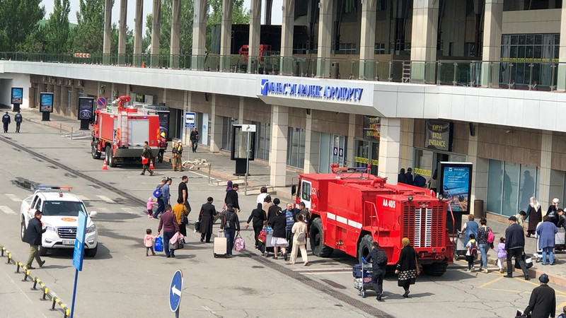 Фото &mdash; В международном аэропорту &laquo;Манас&raquo; прошли командно-штабные учения &mdash; Tazabek