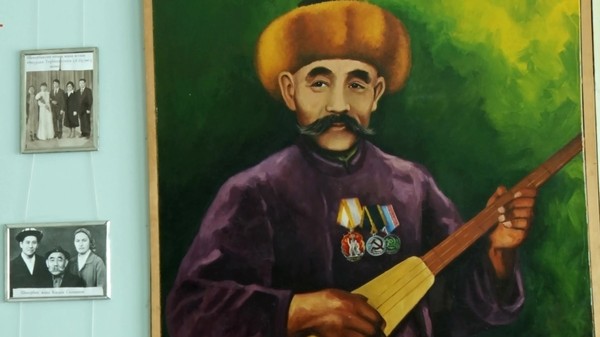 Таластын Көк-Токой айылындагы мектепте белгилүү комузчу Шекербек Шеркуловдун музейи иштеп жатат (фото)