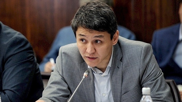 Премьер-министр направил представление об освобождении от должности председателя Госкомсвязи Н.Абасканова &mdash; Tazabek