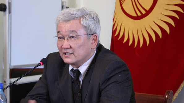 В северной и южной таможне поменяли около 200 человек и ротацию провели, - премьер &mdash; Tazabek