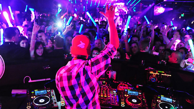 Налоговая грамотность: Как платят налоги ночные клубы и дискотеки &mdash; Tazabek