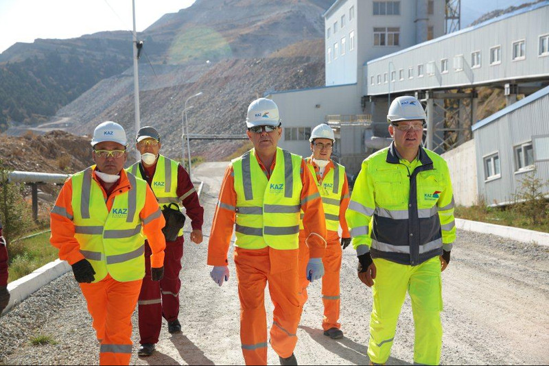 Посол Казахстана К.Кокрекбаев посетил месторождение Бозымчак &mdash; Tazabek