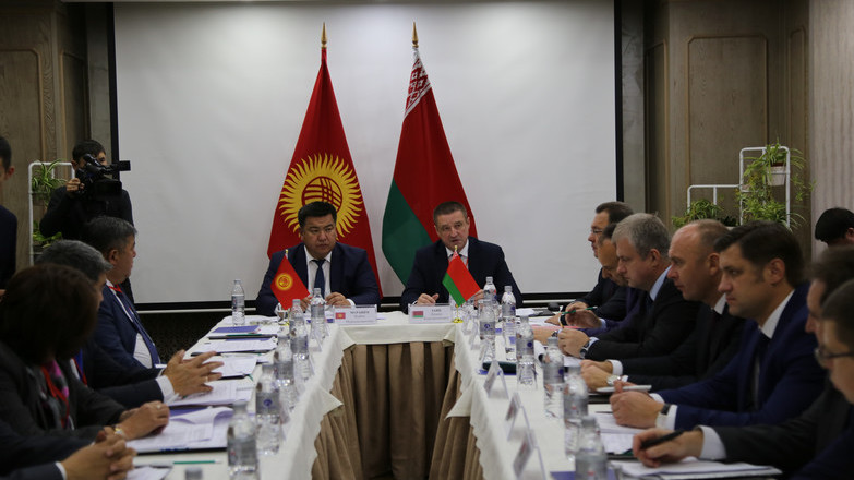 Белорусская товарная биржа выразила интерес арендовать часть помещений торгово- логистических центров Кыргызстана, - Минсельхоз Белоруссии &mdash; Tazabek