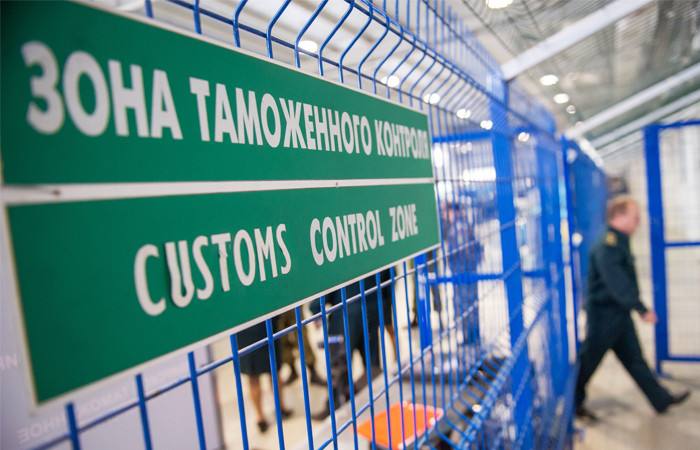 Нацстатком: Меньше всего люди доверяют Таможенной службе — Tazabek