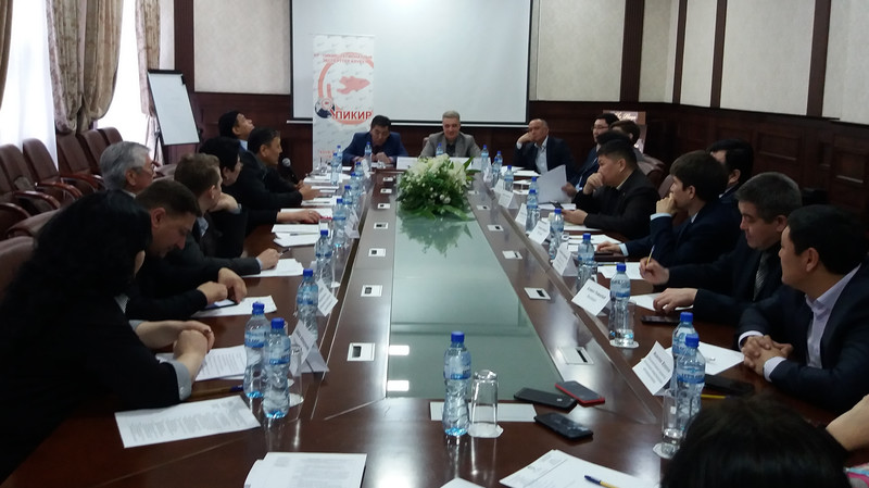 Рынки Кыргызстана завалены китайской продукцией низкого качества, - политолог И.Шестаков &mdash; Tazabek