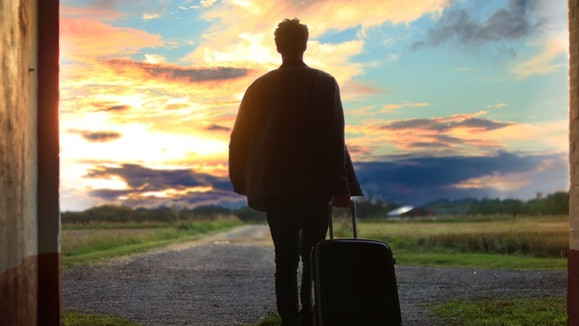 Трудовая миграция: Где и сколько иностранцев работают в Кыргызстане? &mdash; Tazabek