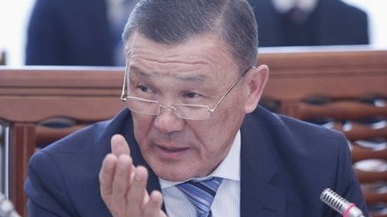 Кара-Балтадагы №1 мектеп толуп калган, мугалимдер жаңы имарат куруп берүүнү суранышууда