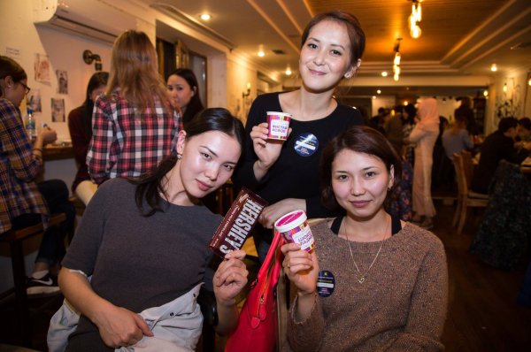 Alumni Happy Hour: шоколад, танго и местный бизнес &mdash; Tazabek