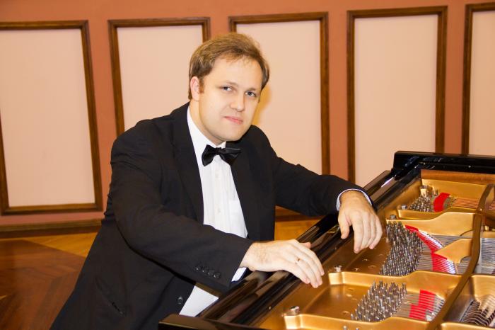 Главное фото