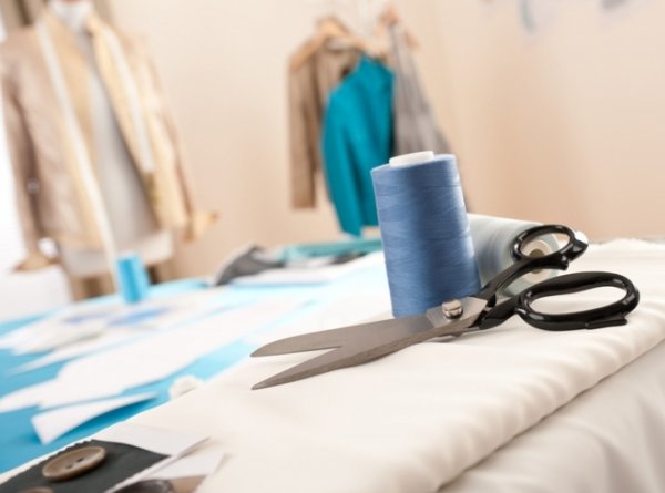 Глава института экономики НАН КР Т.Дыйканбаева призывает швейников заниматься брендированием и отшивать на рынок ЕАЭС &mdash; Tazabek