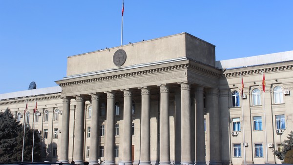 Правительство установило плату за регистрацию права требования по исполнению обязательств по договору в отношении движимого имущества &mdash; Tazabek