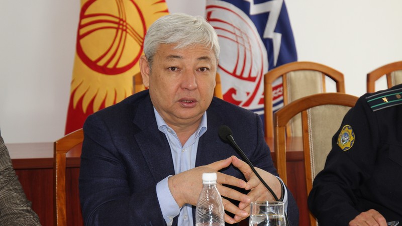 Коллектив Госэкотехинспекции выразил недовольство своим руководством и обратился с жалобой в правительство (уточнено, дополнено) &mdash; Tazabek