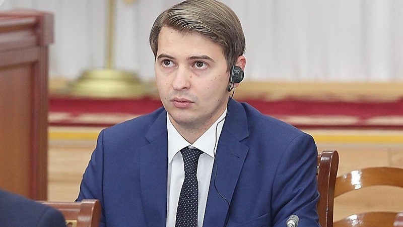 В среднем суточные расходы свыше 340 большегрузных авто составляют $23,5 тыс.,- министр экономики А.Новиков о ситуации на кыргызско-казахской границе &mdash; Tazabek